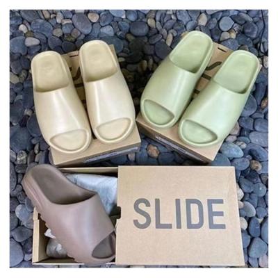 China Real Lighted Original Unisex Yeezy Cheap Summer Yeezy Slides Slides Muti Color Yeezy Inspired Slides for sale