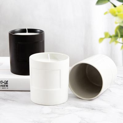 China Home Decoration Ceramic Candle Jar With Lid Customized Color Fashion 12oz Candle Container for sale