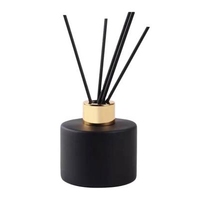 China Luxury Reed Oil Jar New Fashion 50ml 100ml 200ml Matt Black White Box Luxury Glass Diffuse Glass Decorative Round Support Bottle Flower for sale