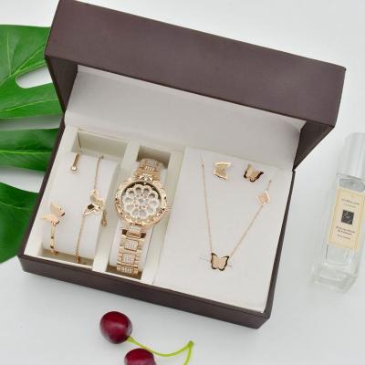 China Custom Paper Luxury Watch Box Luxury Logo Cardboard Packaging Wristwatch Watch Gift Box caja de reloj watch packaging for watches packaging box for sale