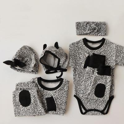 China OEM style 2022 cotton pajamas spring baby new wear new leopard print set baby patch split clothes+hat home hair band for sale