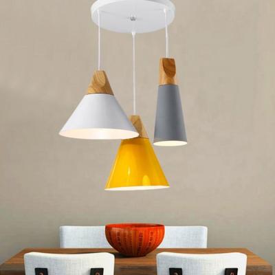 China Zhongshan modern hot sale lighting factory slope pendant lamps and wooden chandeliers pendant lights for sale