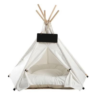 China New Breathable Designed Wooden Pet Tent House Cat Teepee Dog Bed Mascotas Camas Para Pet Products Pine Poles for sale