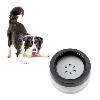 China New Portable Dog Water Bottle Pet Travel Water Pet Bowl Customized Viable Design for sale