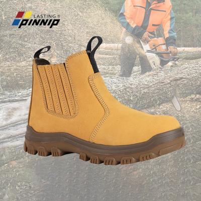 China MULTI-USE PINNIP Fashionable Safety Shoes, First-Layer Cowhide, Impact-Resistant, Electric Shock-Resistant for sale