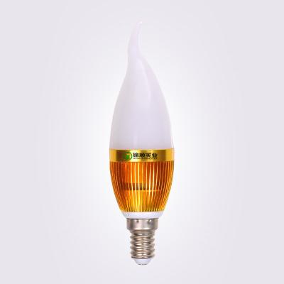 中国 4 ワットは蝋燭 E14 の金 LED の電球アルミニウムを導き、プラスチック カバーを曇らしました 販売のため