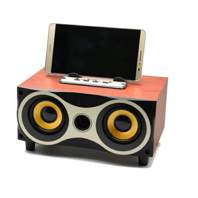 China Hot Selling Old Style Classic Retro Vintage Wireless BT Wooden Speaker With Mic for sale