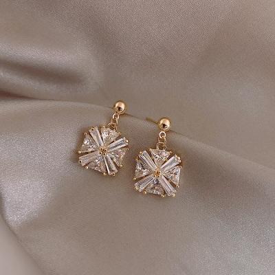 China Fashion Zircon CLASSIC Female Silver Needle Geometric Dangle Earrings for sale