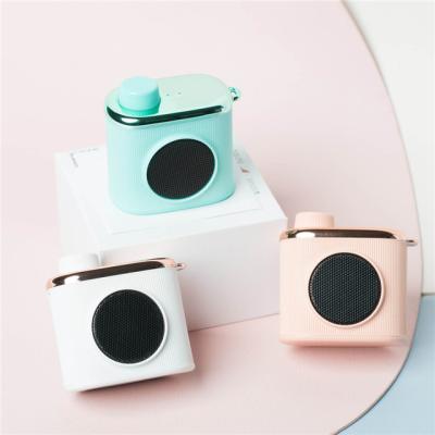 China Cheap Cute Portable Wireless Mobile Phone Mini Speaker Portable Creative AirPlay Speaker CYKE 2020 for sale