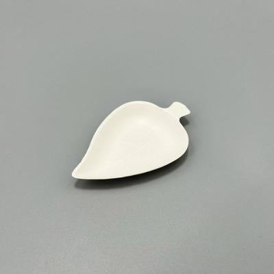 China Mini Leaf Shape Disposable Disposable Dishes Compostable Biodegradable Bagasse Dish For Restaurants for sale