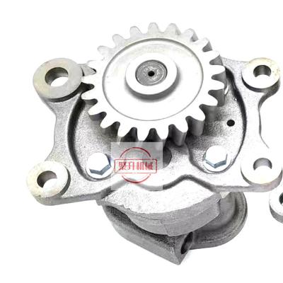 China Hotels Komatsu PC400-7 PC450-6 6D125Oil Pump 6105-51-1004 For Komatsu Engine for sale