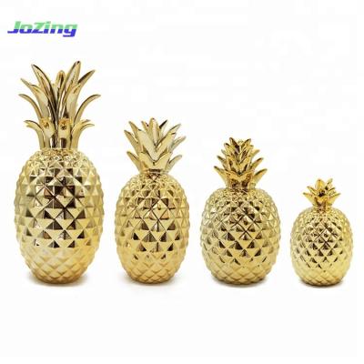 China Minimalist Christmas Gifts Pineapple Gold Ceramic Decoration For Home Bedroom Decorative for sale