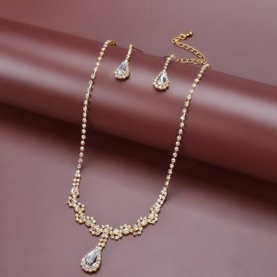 China FASHIONABLE Drop Shipping Wholesale New Jewelry Women's Drop Necklace Earring Set Bride Gold Plated Jewelry Set for sale