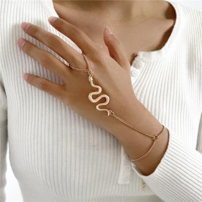 China BOHEMIA Gypsy 6pcs / Set Bending Lady Finger Bracelet Ring Simple Beach Wind Snake Chain Bracelet for sale