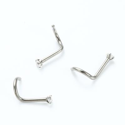 China ASTM F136 Titanium 4 Fork Titanium CZ Gem Curved Stud Nose Screw for sale