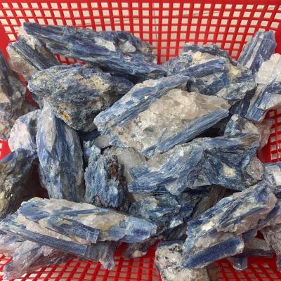 China 100% Natural Rare Kyanite Gemstone Specimen Crystal Reiki From Europe Healing Rough Crystal Stones For Wholesale for sale