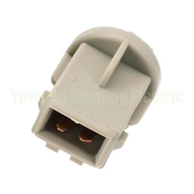 China 191941669A 2 Pin Car Light Bulb Holders / Bulb Base Socket For Transporter Left Right for sale