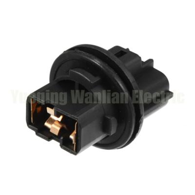 China 81128-06470 Lamp Holder Black Turn Signal Light Bulb Socket Suit Bulb Holder for sale