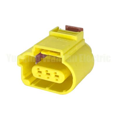 China 3 Pin 8V0973703 Wechselstromansatz Automobil Drahtverbindung Steckdose Auto Drahtkabel Wasserdichtes Steckverbinder zu verkaufen