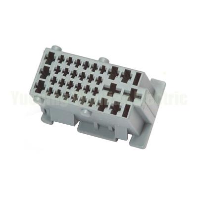 China 33 Pin 2-968254-1 Conector impermeable para automóviles Lavadora Sensor de nivel del fluido en venta