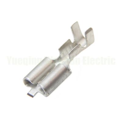 China ST730019-2 Conector de cable de cableado de pernos sueltos de encrucijado automático terminales de cable equivalente en venta