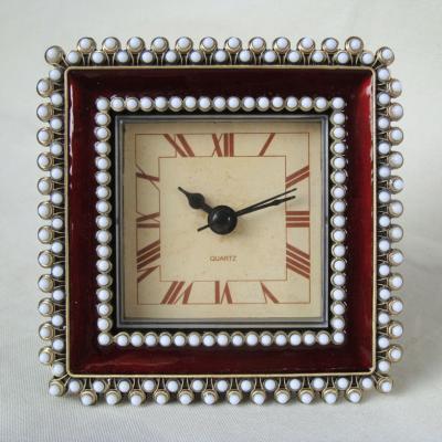 China Antique Style Antique Style Metal Alloy Framed Table Brass Red Beaded Square Clock for sale