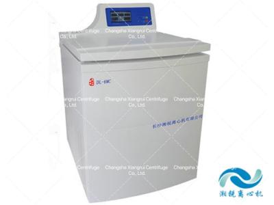 China Máquina centrífuga refrigerada de baja velocidad 6000r/min 6x1500ml Capacidad para bolsas de sangre en venta