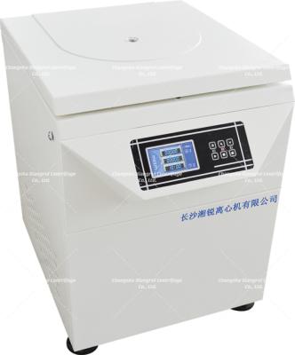 Chine Machine de centrifugeuse médicale à faible vitesse à écran numérique avec des caractéristiques de sécurité améliorées à vendre