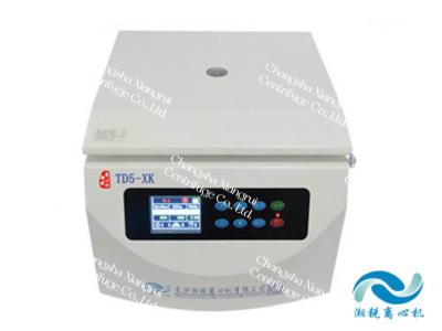 China AC220V ângulo rotor banco de sangue centrífuga máquina 15mlx12 capacidade 5000r/min velocidade à venda