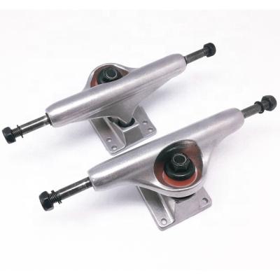 China 5.25 Inch Aluminum Truck ALUMINUM Skateboard Truck For Skateboard for sale