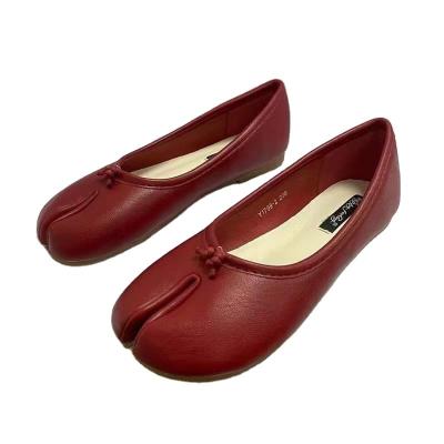 China Wholesale Hundred Flat Toe Pig Feet Women's Shoes 2022 Summer Non-slip Flat Fashion Single Shoes For Ladies for sale