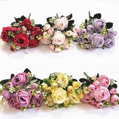 China Beautiful simulation flower living room colorful flower arrangement indoor room wedding bouquet factory in decoration rose wholesale for sale