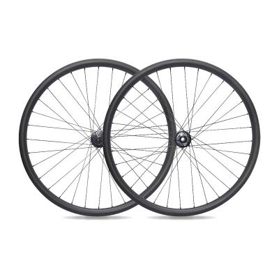 China Mtb Bike Racing Mtb Bike Rim 29er Hub M90 Disc Brakes Complete Carbon Fiber Complete Wheel For Mountain Bicycle for sale