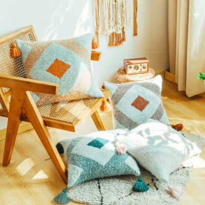 China New Nordic Viable Style Fashion Style Feather Knitted Polyester Cushion Cover for sale