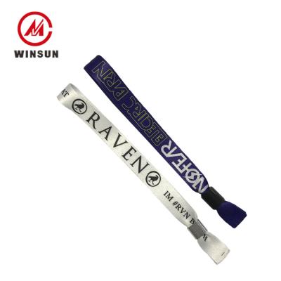 China Environmentally Friendly Custom Made Cloth Embroidery Event Cloth Wristband Wrist Bands Festival for sale