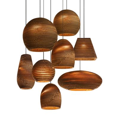 China Rustic Popular Restaurant Material Chandelier Living Room Bedroom Corrugated Paper Lamp Globe Bamboo Light Pendant for sale