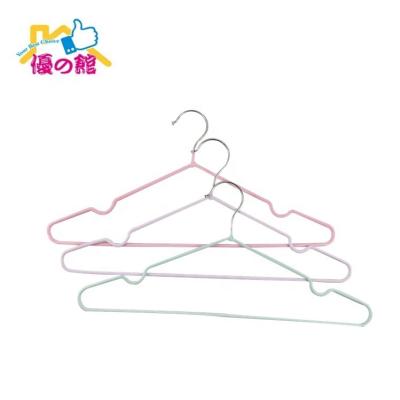 China Non Slip Heavy Duty Customized Multi Clip Hanger For Clothes for sale