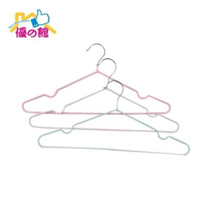 China Space Saving Non Slip Recycled Organizer Rack Hanger for sale