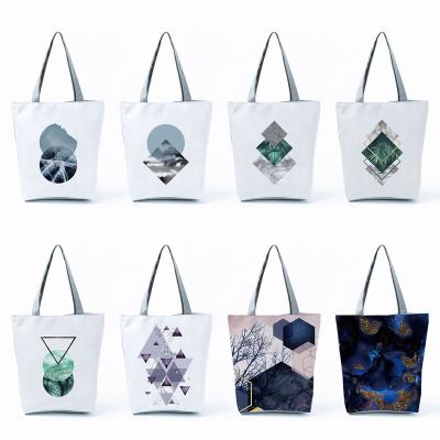 China The Lovely Reusable Geometry Printed Casual Beach Shoulder Tote Women Fashion Graphic Handbags Harajuku Cheap Wholesale Shopping Bag for sale