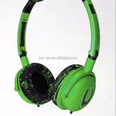 China High Quality Neckband Brand Custom Earphone for sale