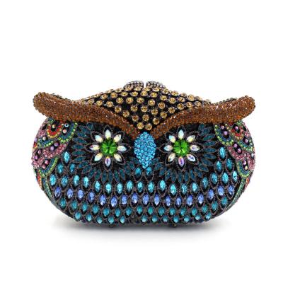 China Expensive Pretend Crystal Rhinestone Evening Bag 3 D Owl Shaped Diamante Clutch Bag Luxury Hot Selling Clutch Purse Nice Bags for sale