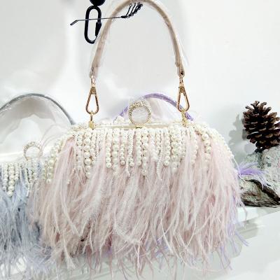 China Elegant Vintage Ostrich Feather Handbag Fur Women Even Clutch Shoulder Bag Chain Handbags Wedding Party Purse for sale