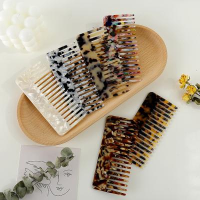 China Comfortable healthy fashion European and American acetate hairdressing comb leopard print comb professional salon for sale