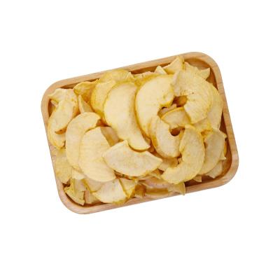 China Nutritious Crunchy Apple Vacuum Fried Apple Chips Snack With Fruit And Vegetable Snacks 100% NATURA OEM Professional for sale