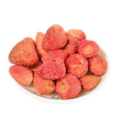 China FDsnacks Nutritious Strawberry Snacks Strawberry Chips Snacks 100% NATURA OEM Freeze Dried Fruit&Vegetable for sale