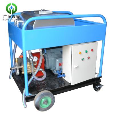 China High Pressure Cleaning Sandblaster Descaling / Water Jet Sand Stripping for sale