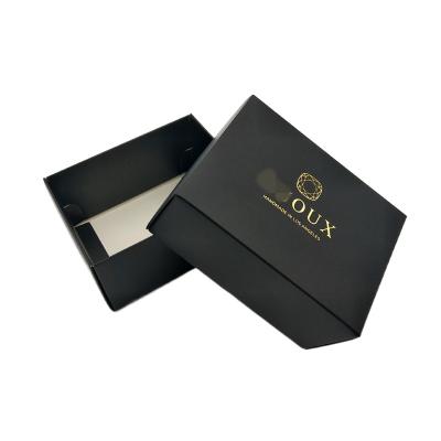 China Disposable Custom Luxury Paper Boxes For 3 Macarons Packaging for sale