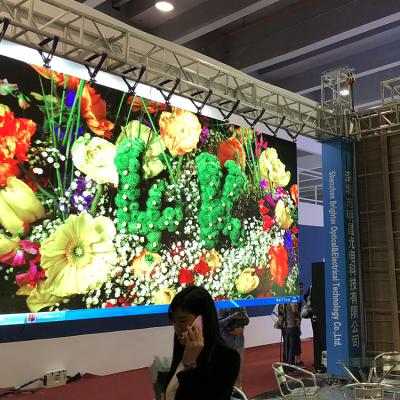 China SMD2121 P4 Indoor Full Color Indoor LED Display Screen Panels Module for sale