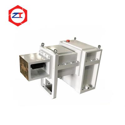 Chine Boîte de vitesse de pièces de machine d'extrudeuse de la fonte TDSN50 pour la petite extrudeuse de mini extrudeuse de machines industrielles à vendre