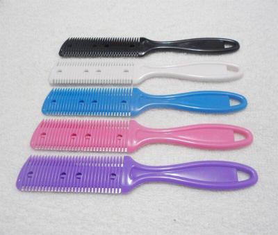 China DIY Thinning Trimmer Inside Blades Factory Haircut Comb Straight With Razors 2 Razor Blades for sale